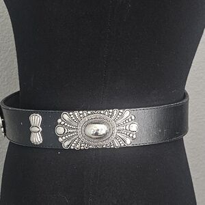 Vintage Western Leather Belt Womens Small Leather Belt with Silver Accents